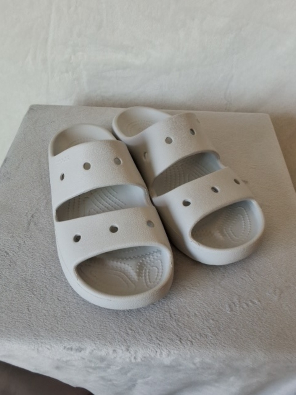 Crocs Classic Unisex Sandles-NWOT!
